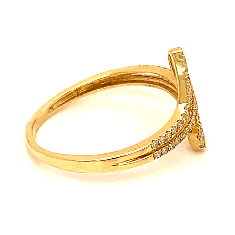 (ND) Anillo con diamantes en oro amarillo 14kt