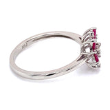 Anillo de rubí con diamantes 10kt.