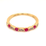 Anillo de rubi en oro amarillo 14k.