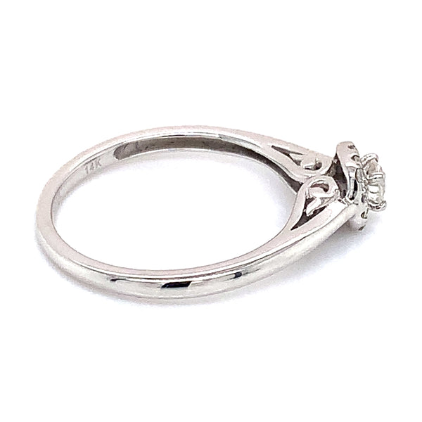 (ND) Anillo con diamantes en oro blanco 14k