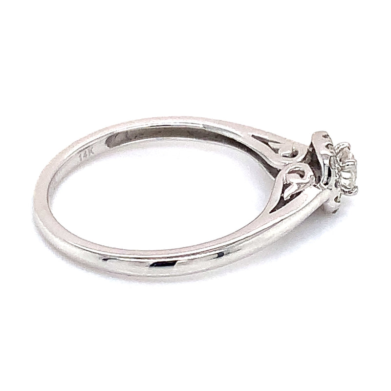 (ND) Anillo con diamantes en oro blanco 14k