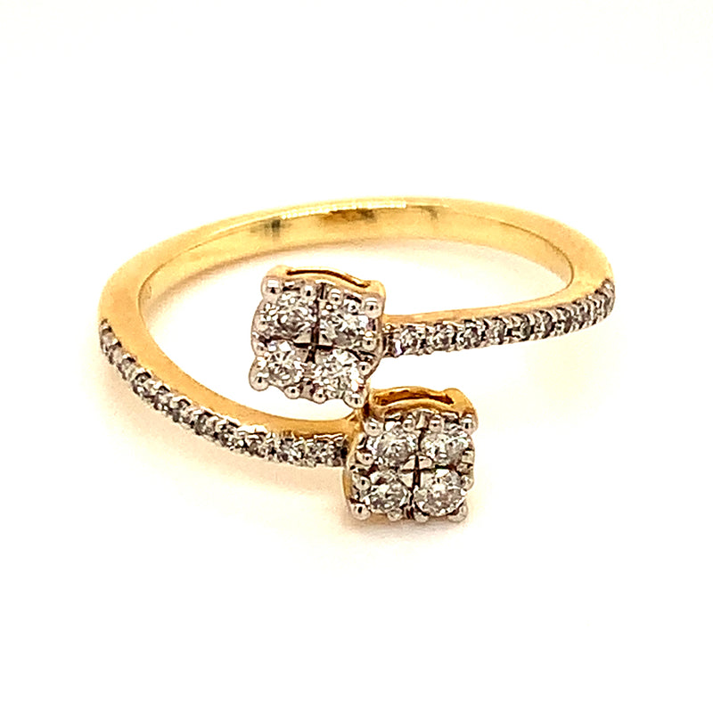 (SOFIA) Anillo con diamantes en oro amarillo 10k