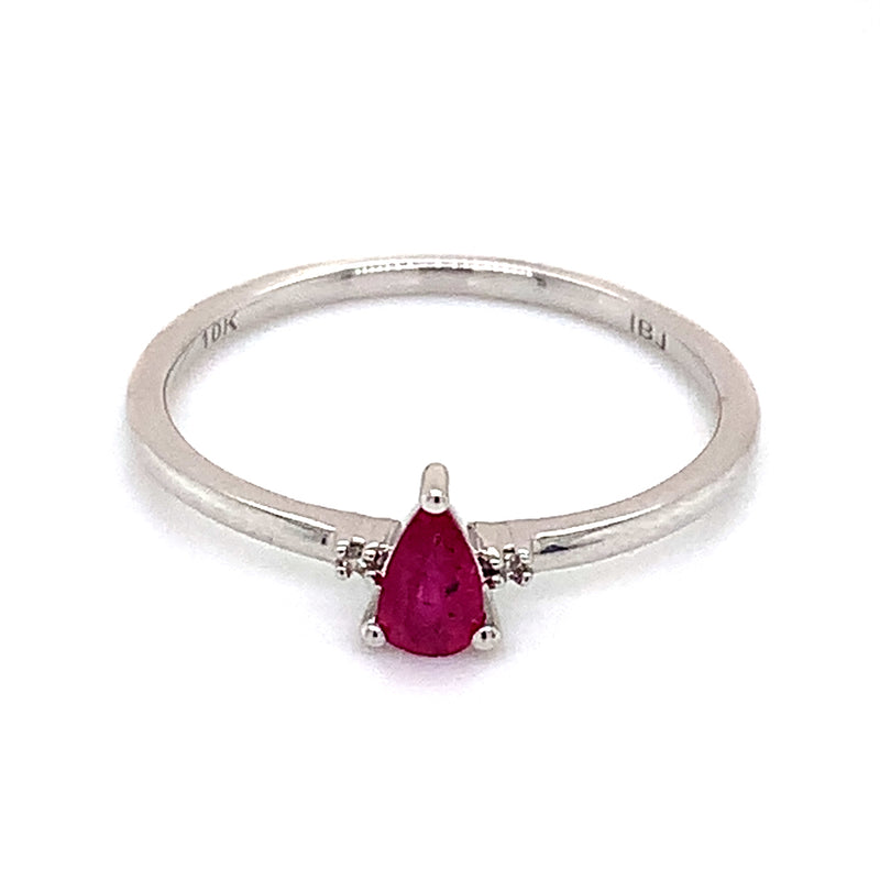 Anillo de rubí con diamantes en oro blanco 10kt.