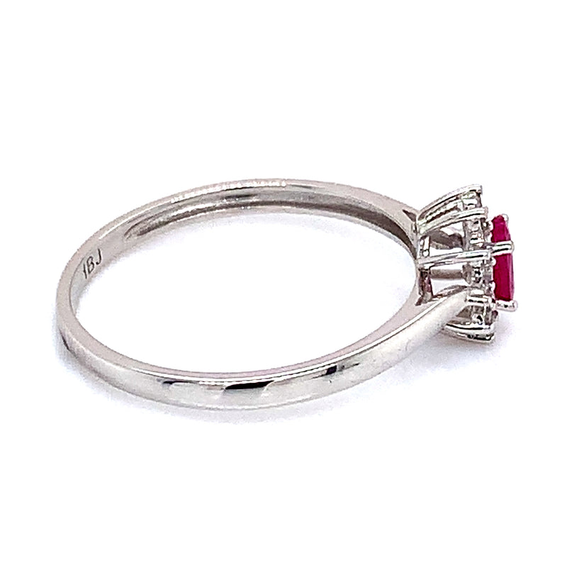 Anillo de rubi en oro blanco 14k.