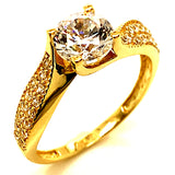Anillo con circones en oro amarillo 10kt.