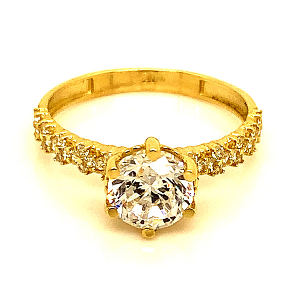 Anillo con circones en oro amarillo 10kt.