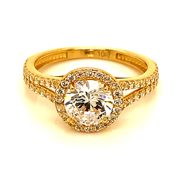 Anillo con circones en oro amarillo 10kt.