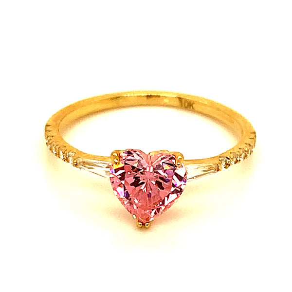 Anillo con circones en oro amarillo 10kt.