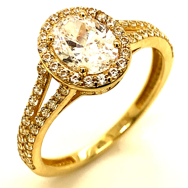 Anillo con circones en oro amarillo 10kt.