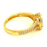 Anillo con circones en oro amarillo 10kt.