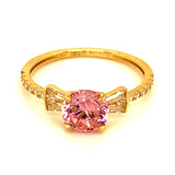 Anillo con circones en oro amarillo 10kt.