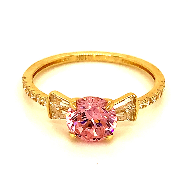 Anillo con circones en oro amarillo 10kt.