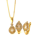 Juego de collar y aretes con circones en oro amarillo 10k.