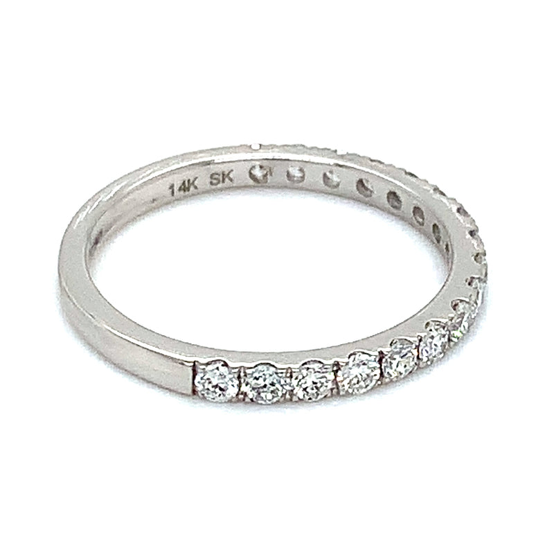(LD) Banda con diamantes en oro blanco 14k