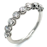 (LD) Anillo con diamante de laboratorio en oro blanco 10kt.