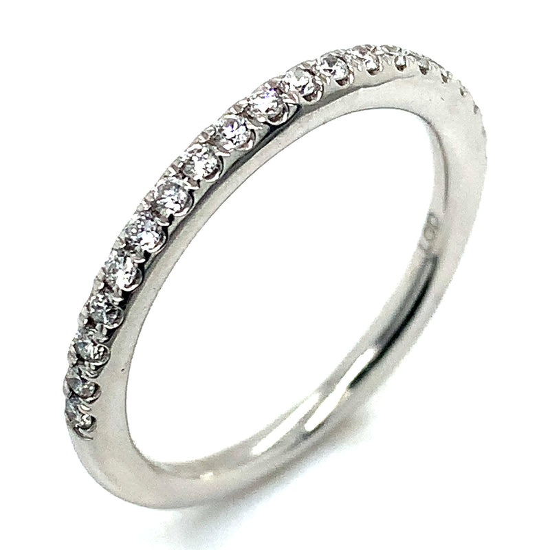 (LD) Banda con diamantes de laboratorio en oro blanco 10k. D-0.25Cts.