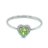 Anillo de Peridoto en oro blanco 10kt.  ANTES:  $299.00