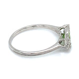 Anillo de Peridoto en oro blanco 10kt.