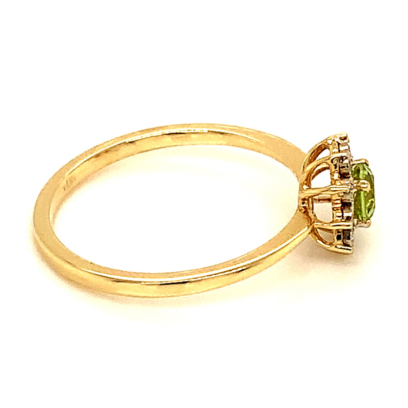 Anillo de Peridoto en oro amarillo 10kt.