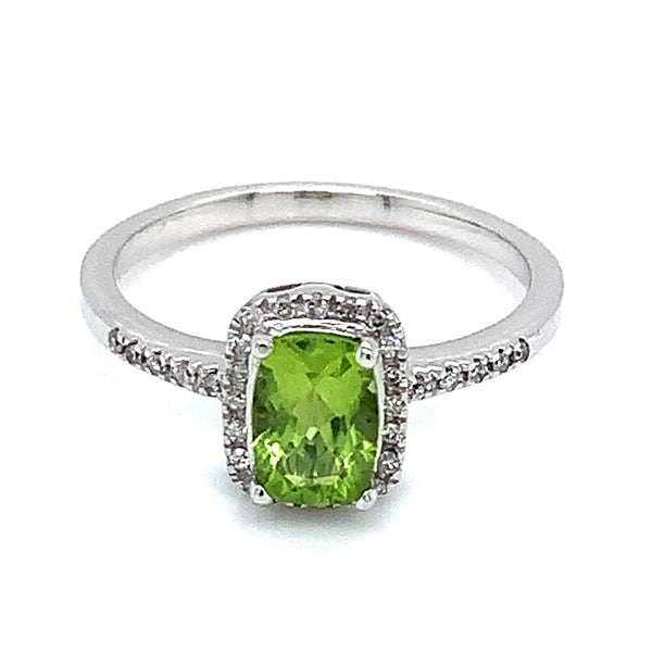 Anillo de Peridoto en oro blanco 10kt.  ANTES:  $499.00