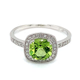 Anillo de Peridoto en oro blanco 10kt.