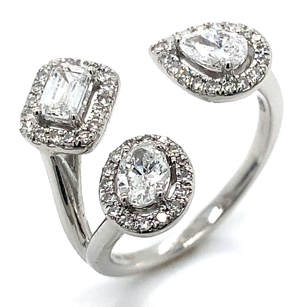 (LD) Anillo con diamantes de laboratorio en oro blanco 14kt.