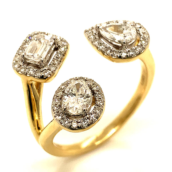 (LD) Anillo con diamantes de laboratorio en oro amarillo 14kt.