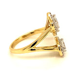 (LD) Anillo con diamantes de laboratorio en oro amarillo 14kt.