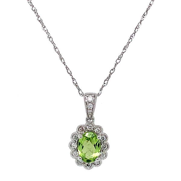 Collar de Peridoto en oro blanco 10kt.  ANTES:  $399.00