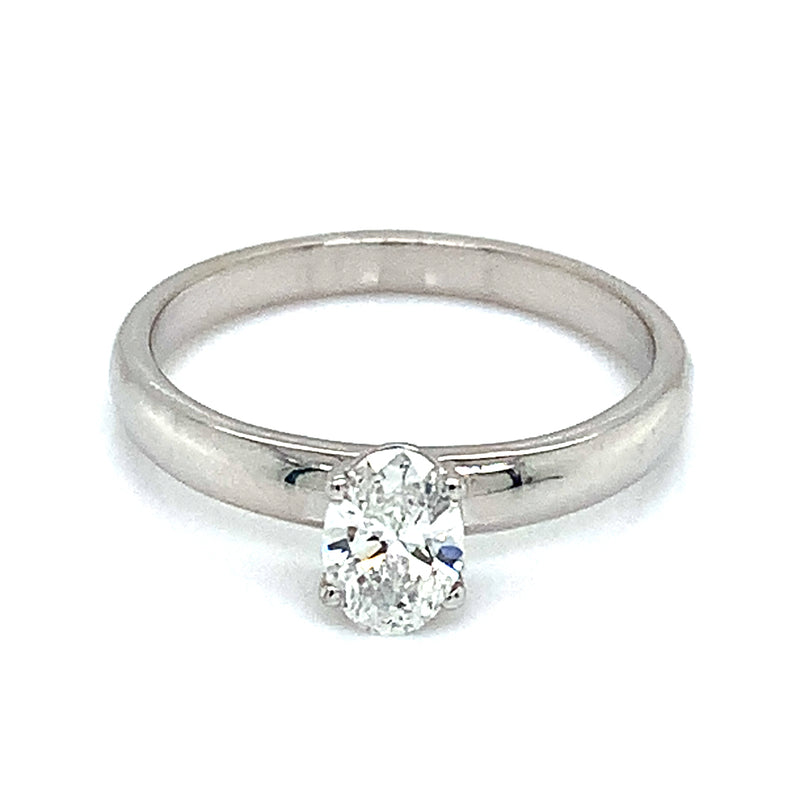 (LD) Anillo con diamante de laboratorio en oro blanco 14kt.