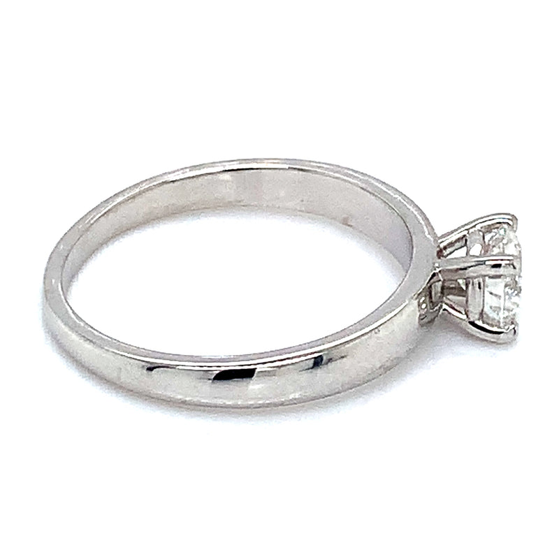 (LD) Anillo con diamante de laboratorio en oro blanco 14kt.