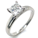 (LD) Anillo con diamante de laboratorio en oro blanco 14kt.