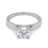 (LD) Anillo con diamante de laboratorio en oro blanco 14kt.