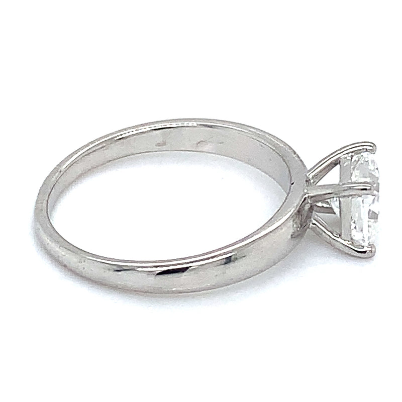 (LD) Anillo con diamante de laboratorio en oro blanco 14kt.
