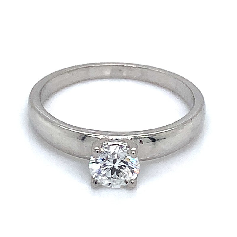 (LD) Anillo con diamante de laboratorio en oro blanco 14kt.