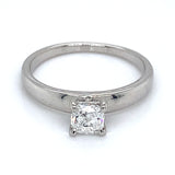 (LD) Anillo con diamante de laboratorio en oro blanco 14kt.
