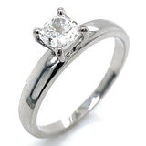 (LD) Anillo con diamante de laboratorio en oro blanco 14kt.