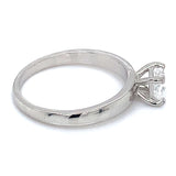 (LD) Anillo con diamante de laboratorio en oro blanco 14kt.