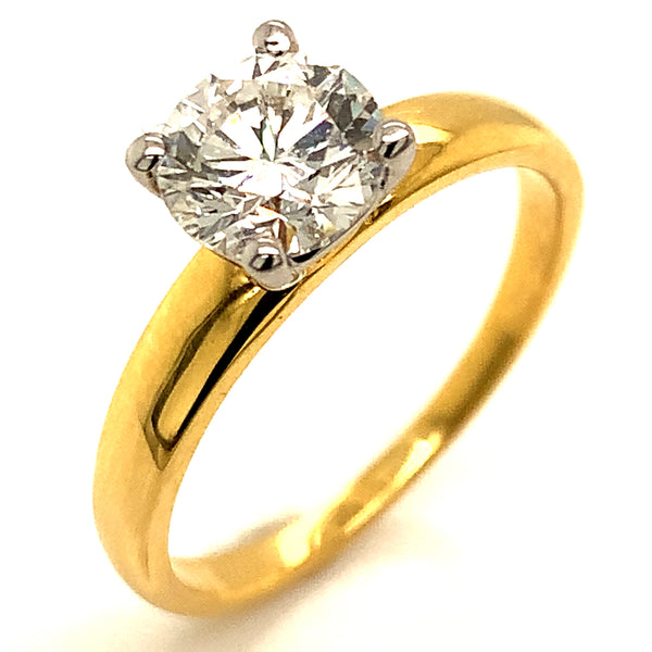 (LD) Anillo con diamante de laboratorio en oro amarillo 14kt.