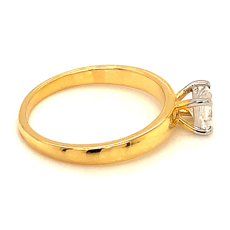(LD) Anillo con diamante de laboratorio en oro amarillo 14kt. D-0.54cts