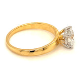 (LD) Anillo con diamante de laboratorio en oro amarillo 14kt.