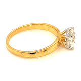 (LD) Anillo con diamante de laboratorio en oro amarillo 14kt.