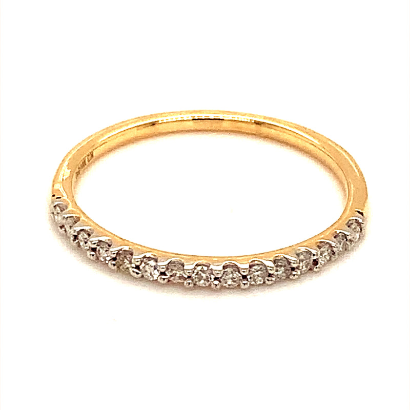 Anillo con diamantes en oro amarillo 14kt