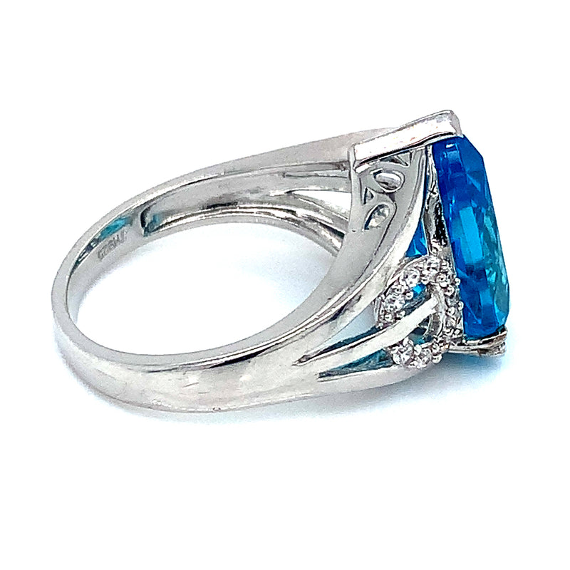 Anillo de cuarzo azul en plata 925 ANTES: $195.00