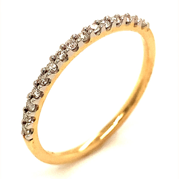 Anillo con diamantes en oro amarillo 14kt