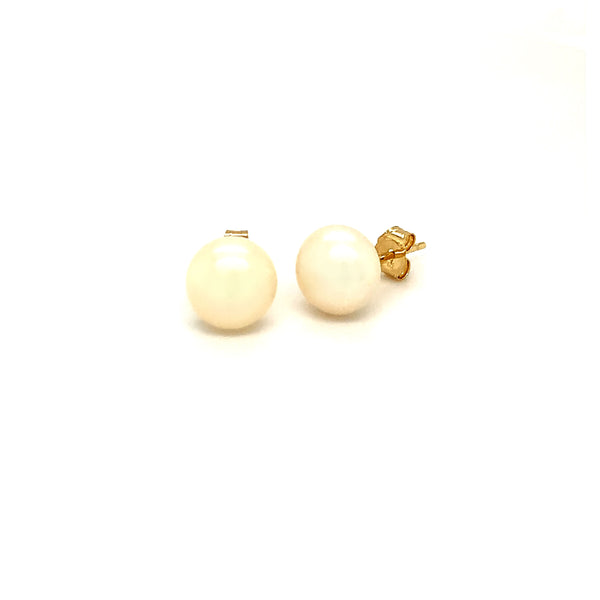 Aretes de perlas cultivadas en oro amarillo 14k  ANTES:  $99.00