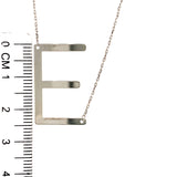 Collar con inicial (E) en oro blanco 10kt. 42-45cm