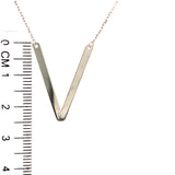 Collar con inicial (V) en oro blanco 10kt. 42-45cm