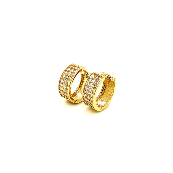 Huggies con circones en oro amarillo 10kt