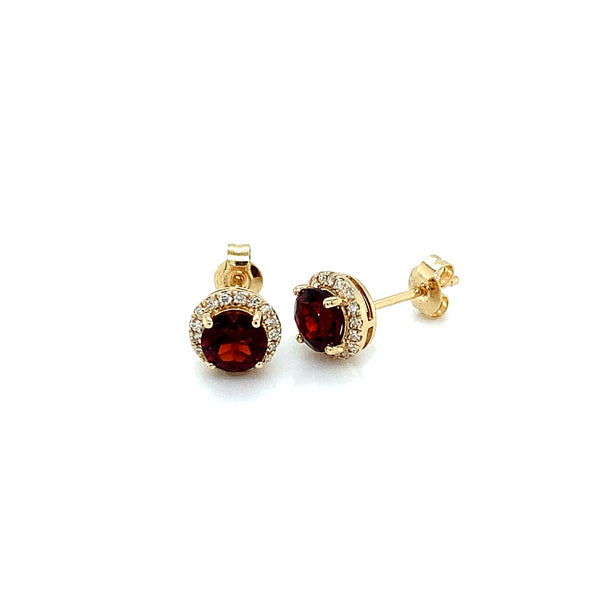 Aretes de granate con diamantes en oro amarillo 14kt.